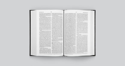 ESV Premium Pew and Worship Bible (Black)
