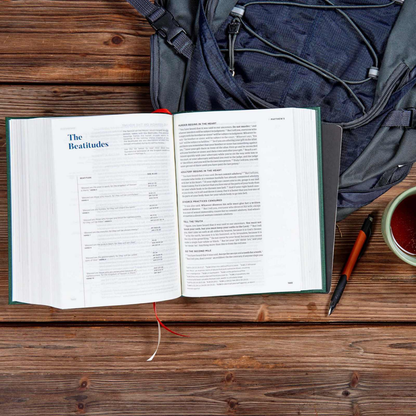 CSB He Reads Truth Bible, Evergreen Cloth Over Board, Black Letter, Wide Margins, Journaling Space, Illustrations, Reading Plans, Single-Column, Easy-to-Read Bible Serif Type