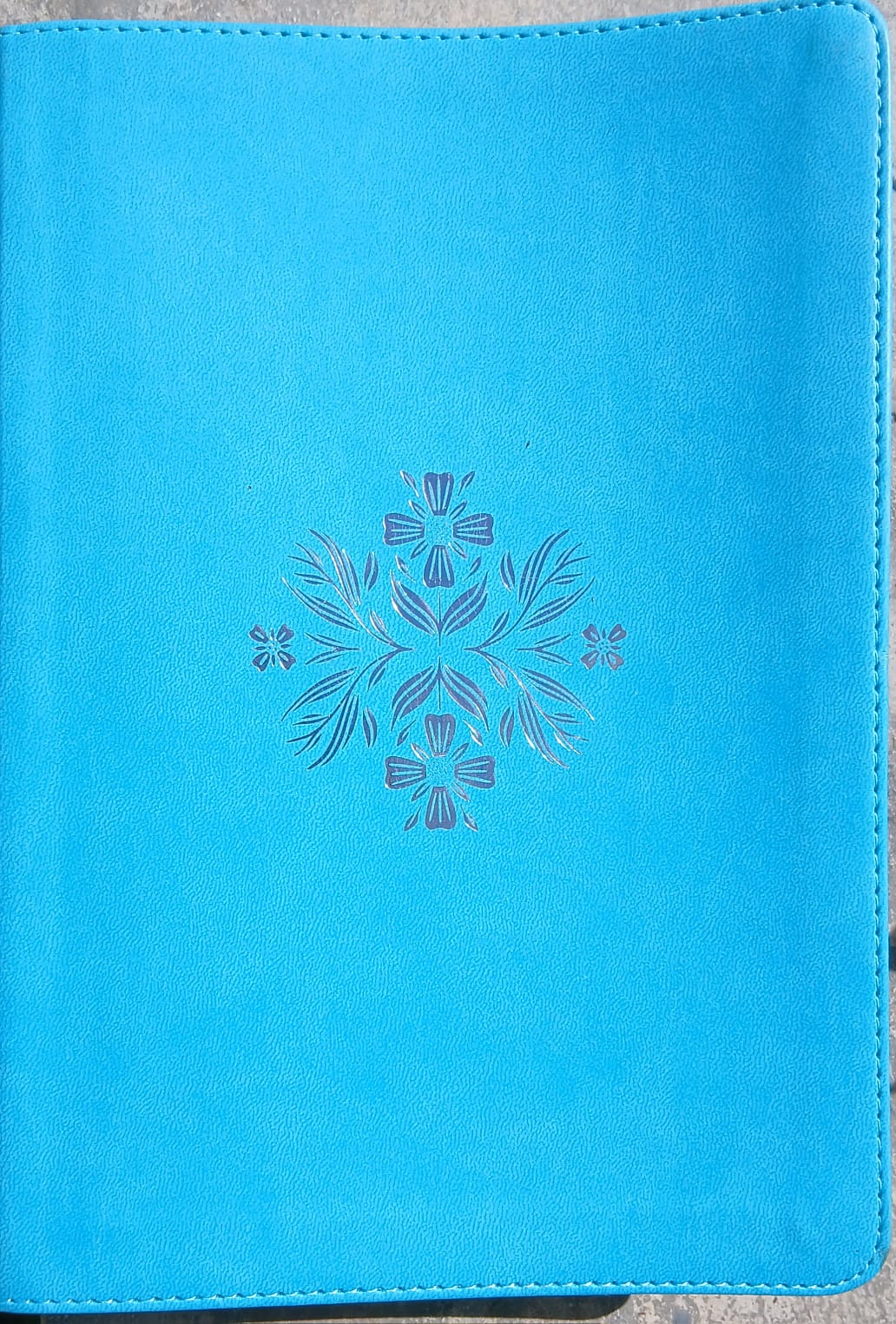 ESV Women's Study Bible (TruTone, Teal): Holy Bible, English Standard Version (No case)