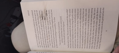 ESV Reader's Bible, Six-Volume Set: With Chapter and Verse Numbers (Goatskin over Board with Walnut Slipcase) (Slight damage - see picture)